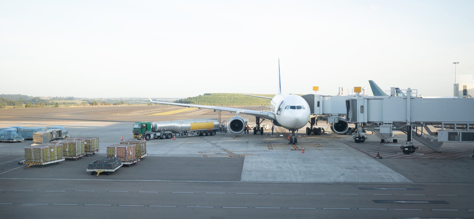 berat aktual dan berat volume berat aktual dan berat volume AirAsia Kargo